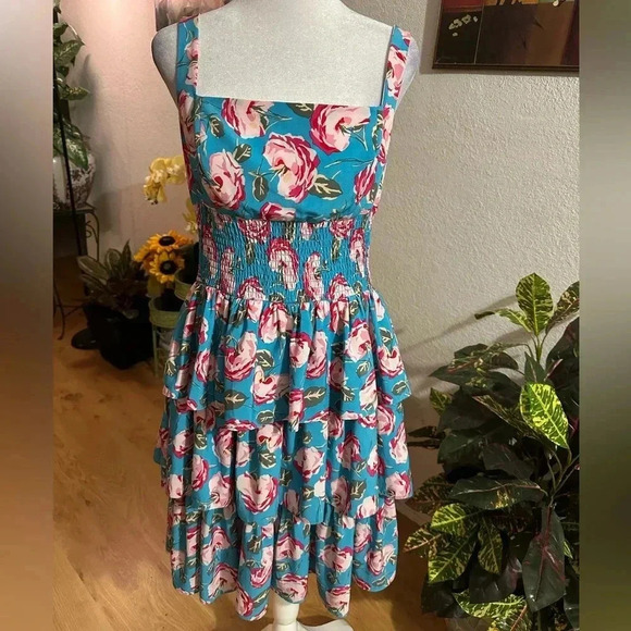 Betsy Johnson Floral Smocked Tiered Ruffle Dress size 10 - Picture 3 of 12